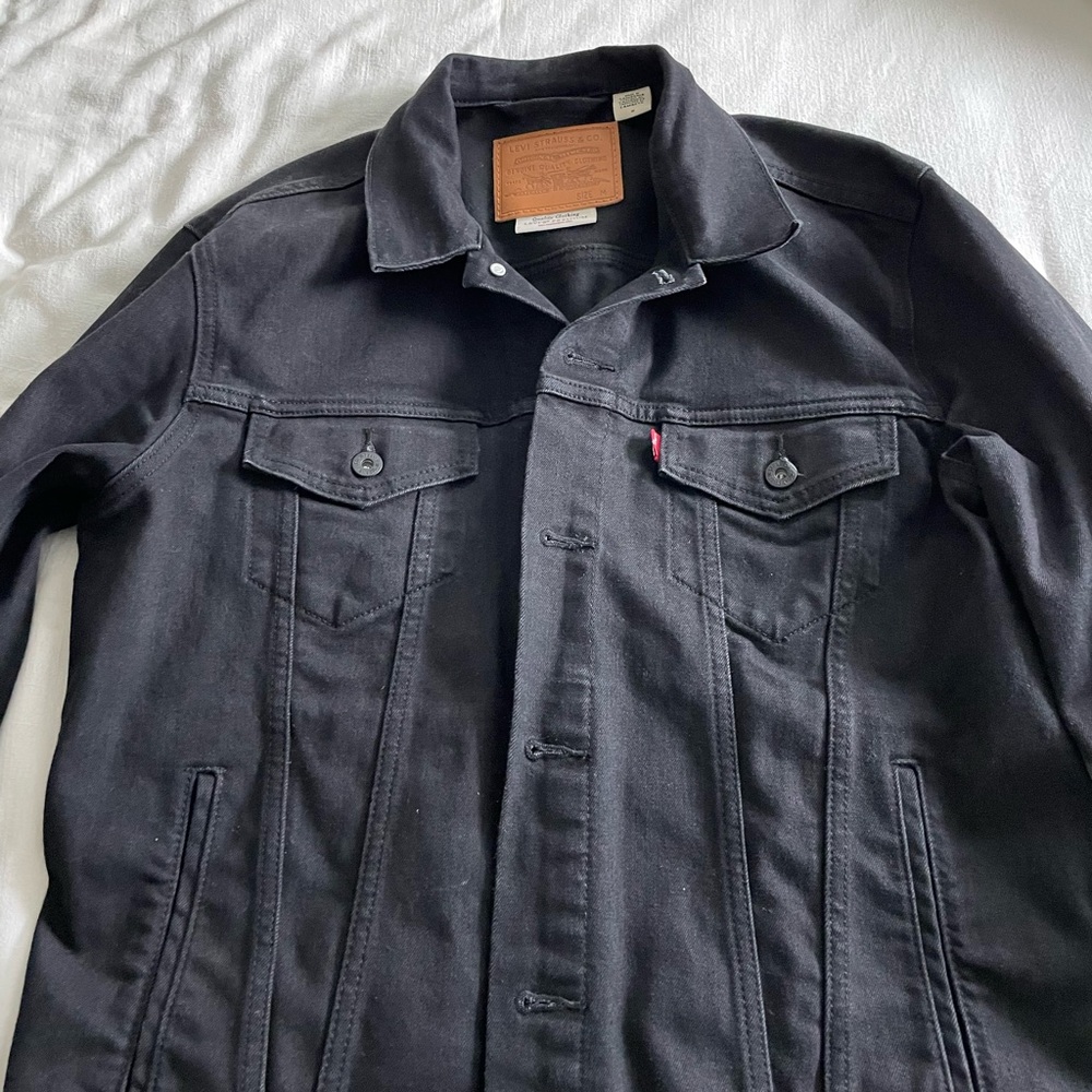 Levi’s Black Trucker Jacket